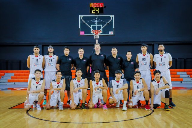 Thailand team group photo with officials